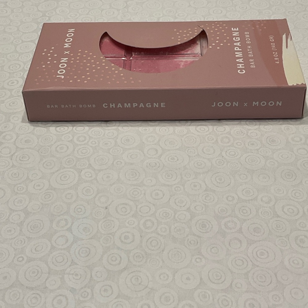 Pink Champagne Bar Bath Bomb - Picture 5 of 6